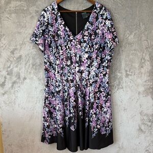 Gabby Skye Dress w/Floral Design Short Sleeve Sz 18W